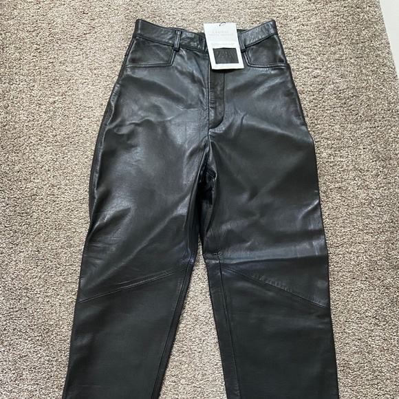 Zara leather pants - Picture 1 of 4
